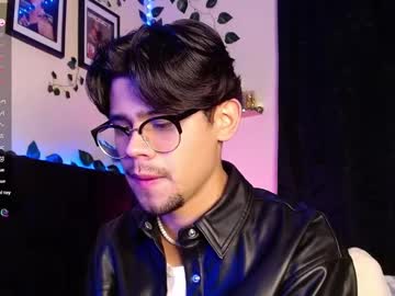 Isaac_Saenz Chaturbate stream image from February 13, 2025