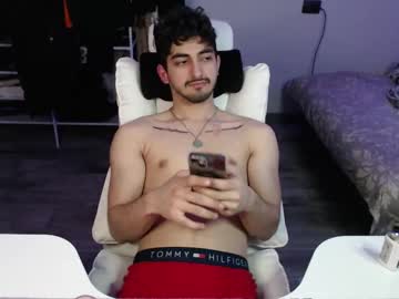 Jastin_Black Chaturbate stream image from February 13, 2025