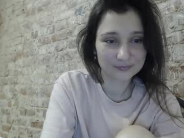 Likasweetyxx Chaturbate stream image from February 13, 2025