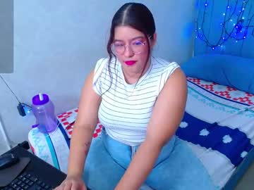 Little_Flower4you Chaturbate stream image from February 13, 2025