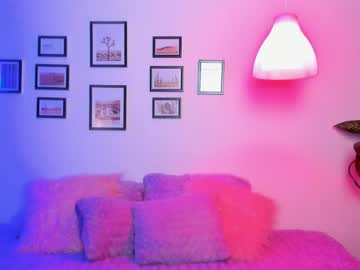 Lunabellaa__ Chaturbate stream image from February 13, 2025