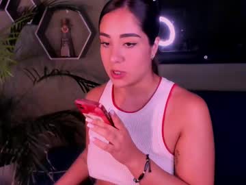 Sussy_Bell1 Chaturbate stream image from February 13, 2025