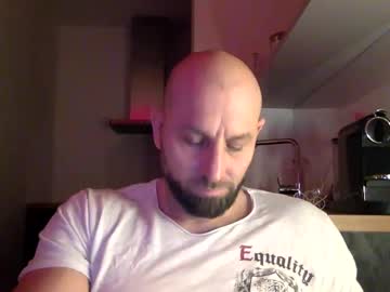 Tommyx01 Chaturbate stream image from February 13, 2025