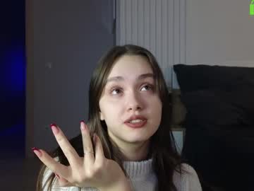 Evi_Woow Chaturbate stream image from February 13, 2025
