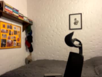 Larry_Jones Chaturbate stream image from February 13, 2025