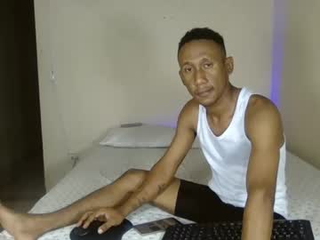 Micheldelatorre69 Chaturbate stream image from February 13, 2025