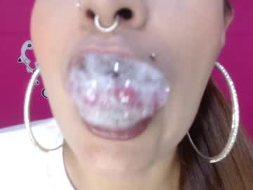 Nicollewayne10 Chaturbate stream image from February 13, 2025