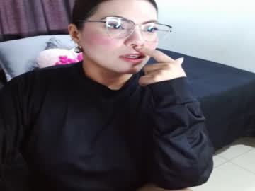 Rosita_Hernandes Chaturbate stream image from February 13, 2025