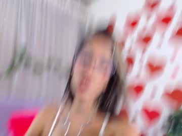 Veroxxx16 Chaturbate stream image from February 13, 2025
