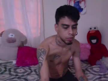 Leniscram Chaturbate stream image from February 13, 2025