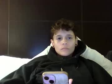 Godlikearies Chaturbate stream image from February 14, 2025