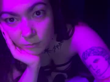 Moonkitty6969 Chaturbate stream image from February 14, 2025