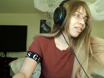 Polinalove_Streamer Chaturbate stream image from February 14, 2025