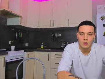 Romeo_Juliet1 Chaturbate stream image from February 14, 2025