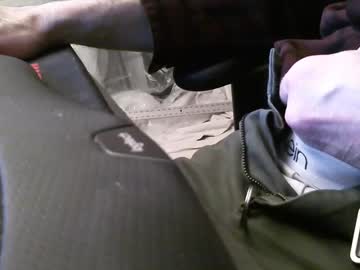 Wrangleat0r Chaturbate stream image from February 14, 2025