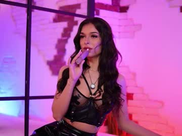 Angelinagia Chaturbate stream image from February 14, 2025