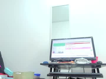 Dalia_2 Chaturbate stream image from February 14, 2025