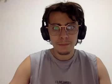 Gametommy Chaturbate stream image from February 14, 2025