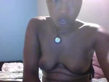 Lexieroyal690 Chaturbate stream image from February 14, 2025