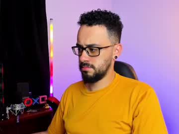 Albert_Magno Chaturbate stream image from February 14, 2025