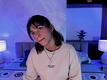 Amyevaans Chaturbate stream image from February 14, 2025