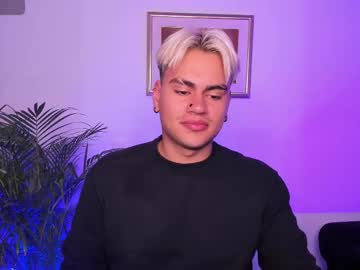 Andy_Vargas Chaturbate stream image from February 14, 2025
