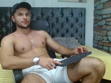 Apolo_Klein1 Chaturbate stream image from February 14, 2025