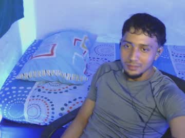 Danielz55 Chaturbate stream image from February 14, 2025