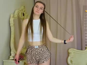 Gwendolyncrull Chaturbate stream image from February 14, 2025