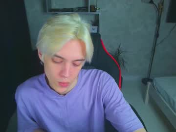 St_Koshin Chaturbate stream image from February 14, 2025