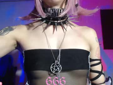 Gothicute Chaturbate stream image from February 14, 2025