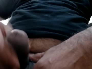 Hugo_Bulls Chaturbate stream image from February 14, 2025