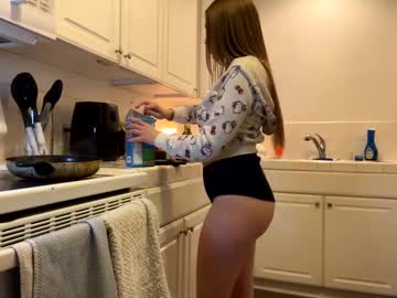 Mxrissaof3 Chaturbate stream image from February 14, 2025