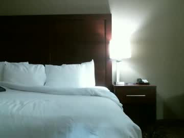 Nakedshel Chaturbate stream image from February 14, 2025