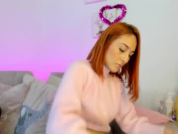Tiarha_ Chaturbate stream image from February 14, 2025