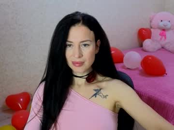 Krasfeya Chaturbate stream image from February 14, 2025