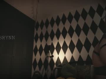 Ynnenbrynn Chaturbate stream image from February 14, 2025