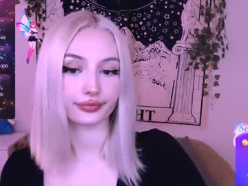 Darklovebby Chaturbate stream image from February 14, 2025