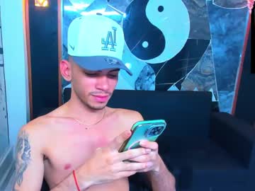Edward_24_ Chaturbate stream image from February 14, 2025