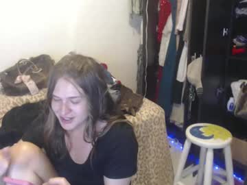 Queennicky88 Chaturbate stream image from February 14, 2025