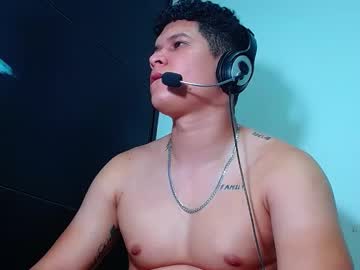 Phoenixgnz08 Chaturbate stream image from February 14, 2025