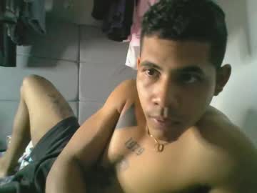 Andrew21_X Chaturbate stream image from February 14, 2025