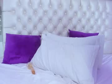 Bellabler Chaturbate stream image from February 14, 2025