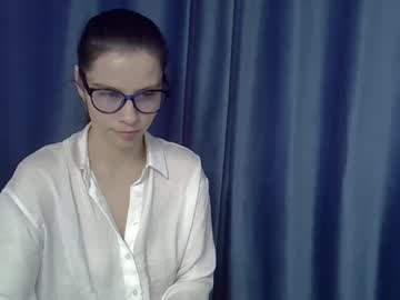 Christyfoxy Chaturbate stream image from February 14, 2025