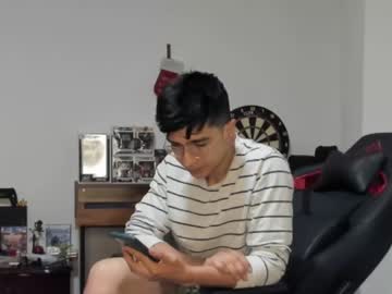 Logannick Chaturbate stream image from February 14, 2025