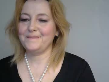 Luna_Shard Chaturbate stream image from February 14, 2025