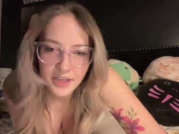 Pgk444 Chaturbate stream image from February 14, 2025