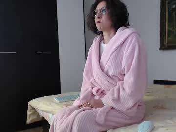 Teasexpert4444 Chaturbate stream image from February 14, 2025