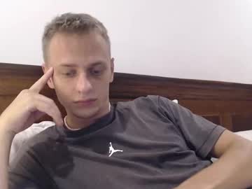 Oscar_Sssky Chaturbate stream image from February 14, 2025