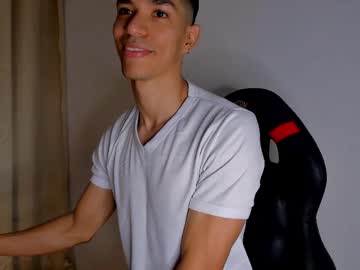 Willy_Veins Chaturbate stream image from February 14, 2025